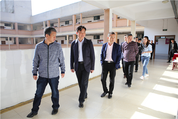 参观兰亭书院.JPG